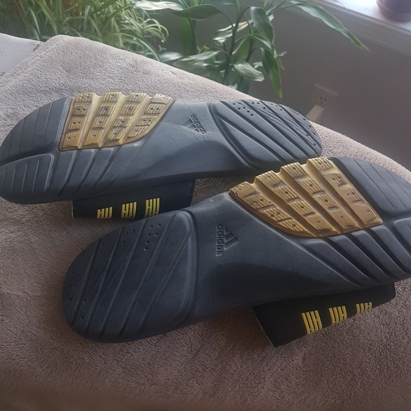 Men Adidas Slides (Flip-flop), Yellow & Black, Size 7 - Picture 3 of 5